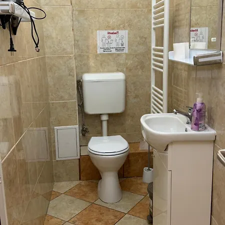 Apartment Ultra 3bedroom With Self Check In Bucharest